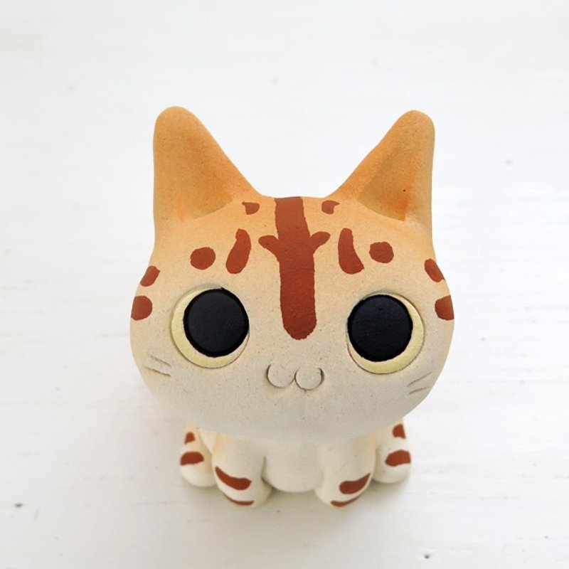 Cat figurine of Ceramics "The osuwari tabby-cat" - 擺飾/家飾品 - 其他材質 橘色