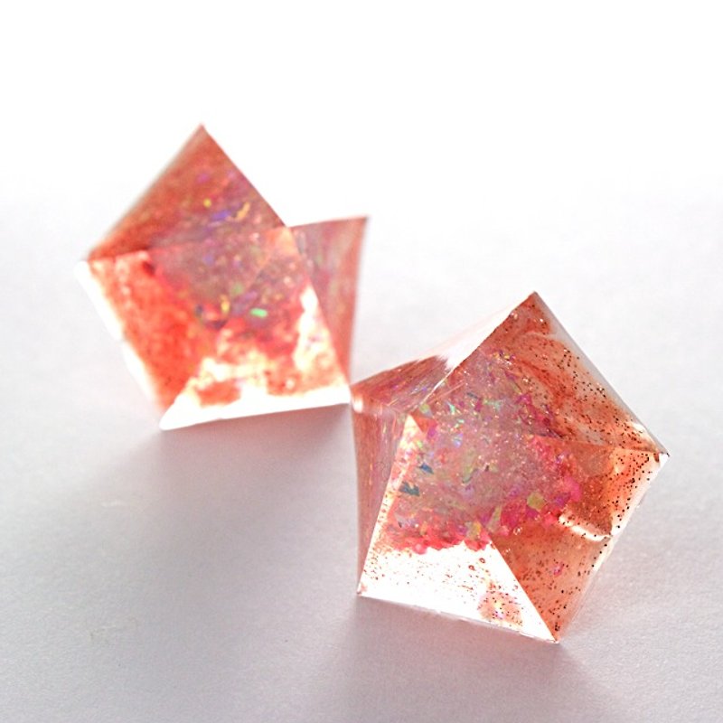 Pentagon earrings (Kurokosumia) - ต่างหู - วัสดุอื่นๆ สีแดง