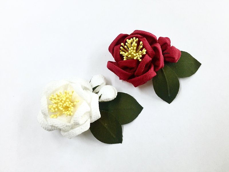 【】 If Wand Sang plum II Camellia. Japanese zu ma late fine hair accessories Japanese cloth flowers. Wind flower hairpin. Kimono bathrobe hair accessories - เครื่องประดับผม - ผ้าไหม สีแดง