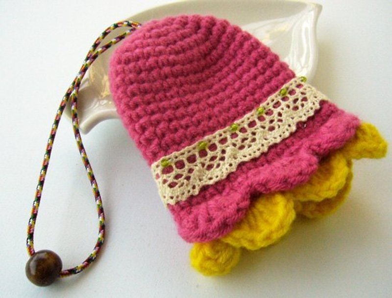 Sweet Tulip Bud Key Case~‧Hand-made dolls‧Hand-made groceries - Keychains - Other Materials Multicolor