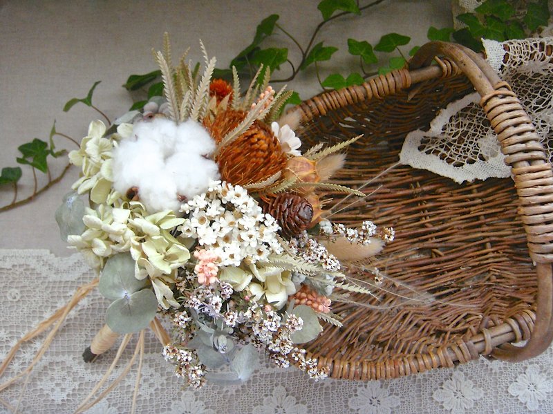 Masako natural style dried wedding bouquet outdoor photo birthday gift Limited - ตกแต่งต้นไม้ - พืช/ดอกไม้ สีนำ้ตาล