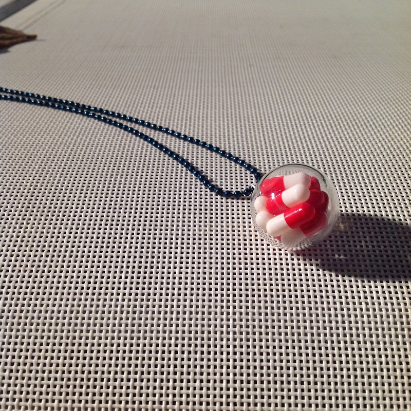 ∞ガラス玉のネックレスの救助カプセルコレクション赤い爆弾流星 - ネックレス - ガラス レッド