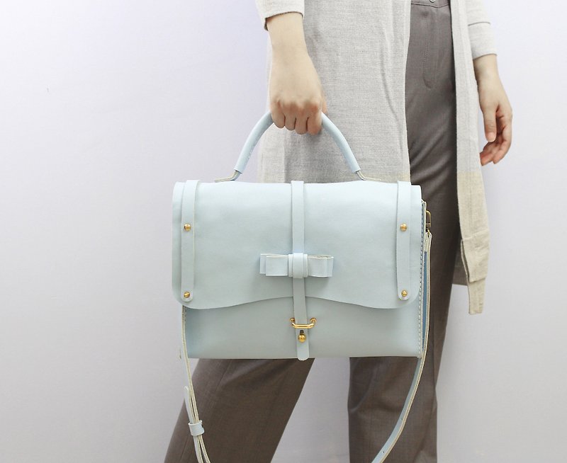 Zemoneni Leather Hand bag and shoulder bag Working bag in Light blue color - กระเป๋าถือ - หนังแท้ สีน้ำเงิน