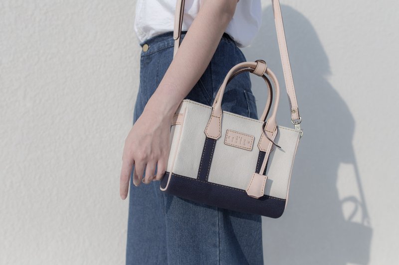 mini bag - 側背包/斜背包 - 其他材質 白色