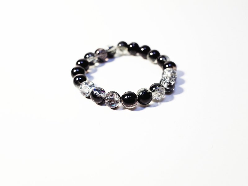 Glass Bead Bracelet , Black+White - Bracelets - Glass Black
