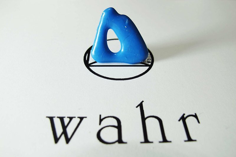 【Wahr】藍海耳環 - 耳環/耳夾 - 其他材質 藍色