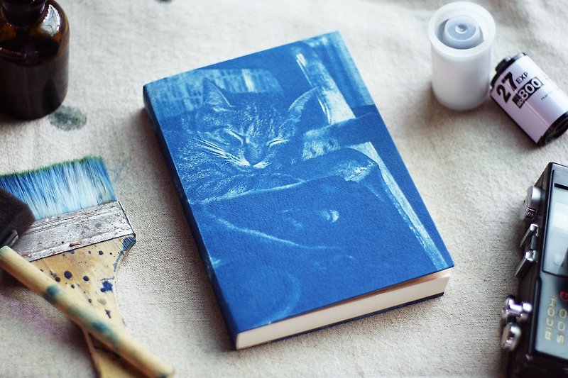 手作りブルーサンノートブック-猫シリーズ-昼寝 - ノート・手帳 - 紙 ブルー