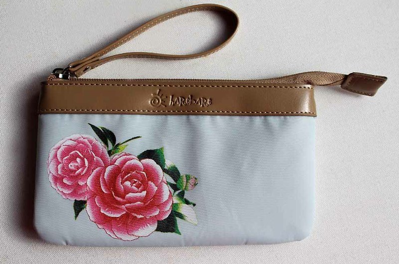 Chameleon series: cosmetic bag (camellia) - กระเป๋าถือ - หนังแท้ สีน้ำเงิน
