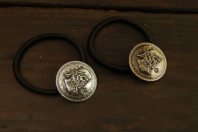 Skull Of Pirate Coin Hair Tie - Bracelets - Other Metals 