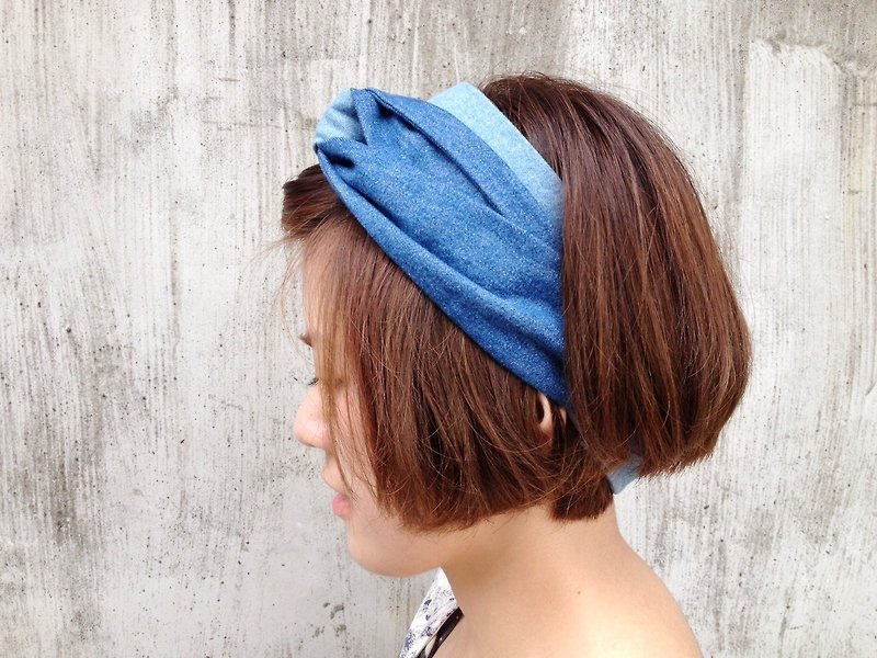 Handmade hair band :: about going round in circles - Hair Accessories - Other Materials Blue