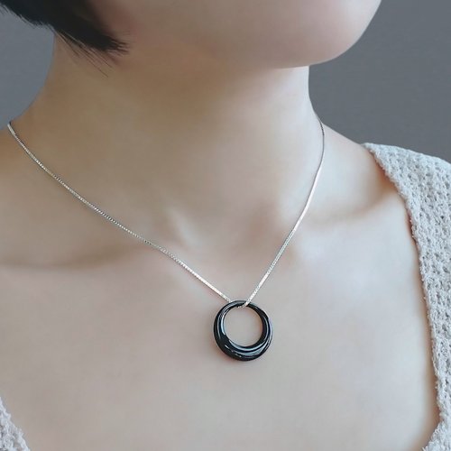 Joyce Wu Handmade Jewelry 簡約黑瑪瑙圓環 純銀項鍊