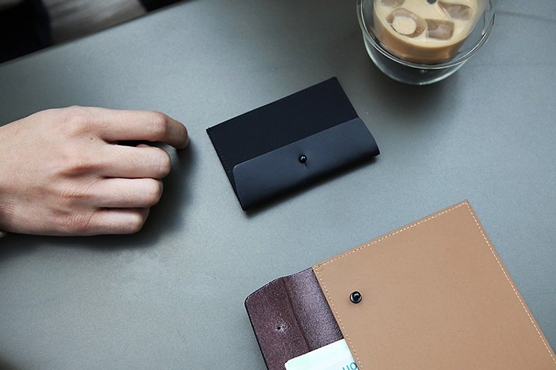 其他材質 長短皮夾/錢包 - 韓國ithinkso 名片夾 卡夾 雙材質 ENVELOPE CARD POCKET-Black