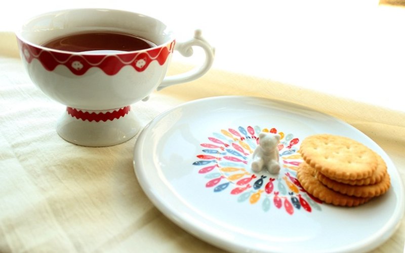 Peek a Boo cup and saucer set - Where's my salmon - Mugs - Porcelain Multicolor
