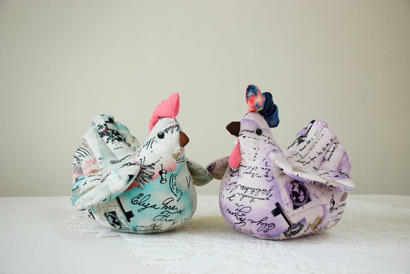 :: Cat Princess:: Wedding accessories. Leading Chicken // Rooster + Hen = Started - ของวางตกแต่ง - ผ้าฝ้าย/ผ้าลินิน สีแดง