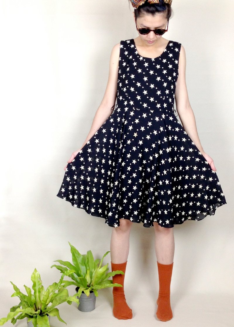 │ │ knew priceless black and white point / Star Vintage Dress VINTAGE / MOD'S - One Piece Dresses - Other Materials Black