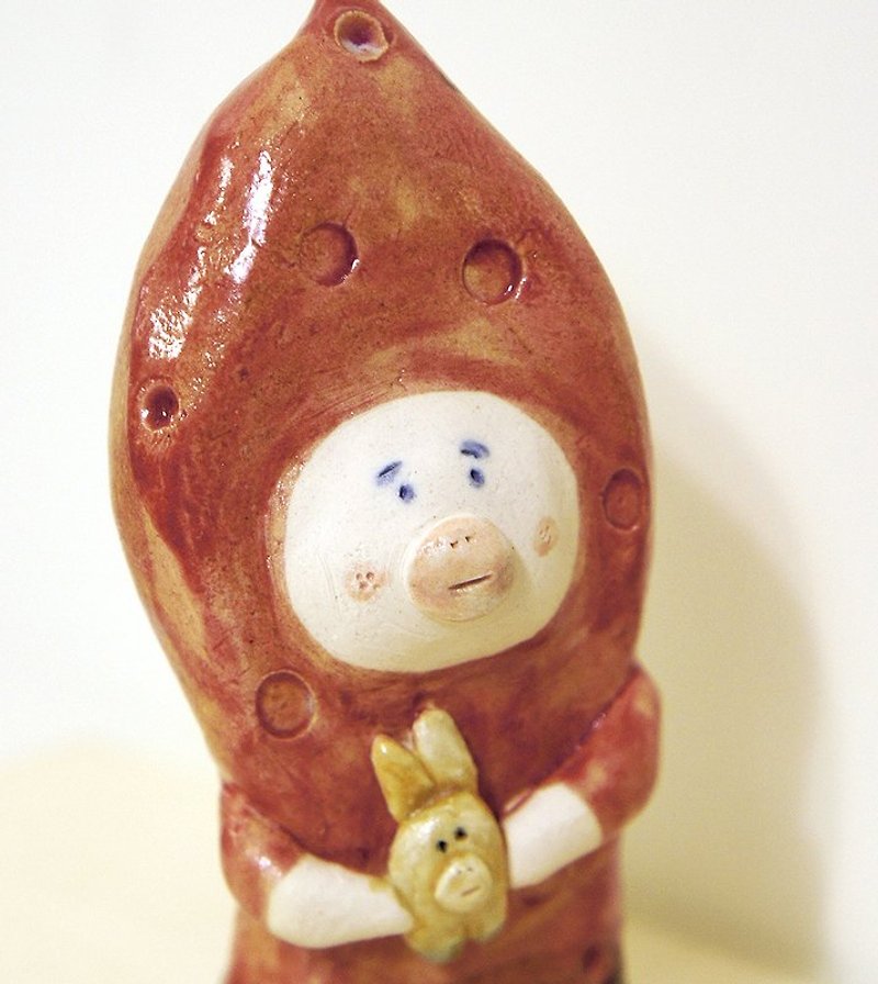 ﹝手感陶作﹞小帽人與寵物兔 - Pottery & Ceramics - Other Materials Red