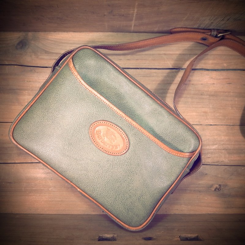 [Bones] early Burberrys olive dorsal x caramel leather packet out of print genuine antique bag Vintage - Messenger Bags & Sling Bags - Genuine Leather Green