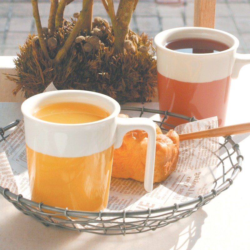 [Color] drink of the cup tie ceremony kiss mug (sub + orange raspberry) - Mugs - Porcelain Multicolor