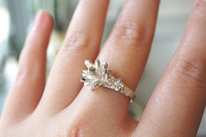 [No. 11] Crystal Crystal Ring Silver Jewelry - แหวนทั่วไป - โลหะ สีเทา