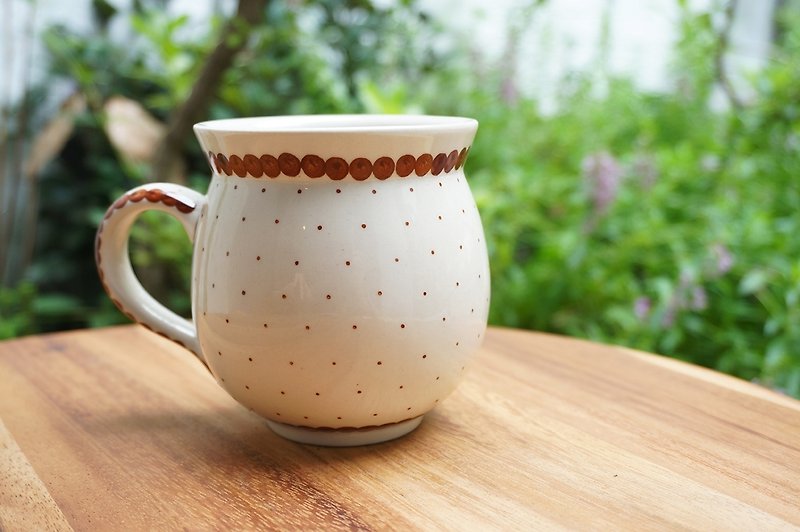 波蘭手工圓肚杯(褐色點點) - 咖啡杯 - 其他材質 咖啡色