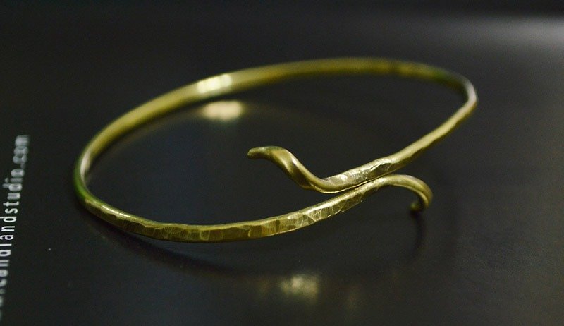 clasper。Brass Bracelet - Bracelets - Other Metals Gold