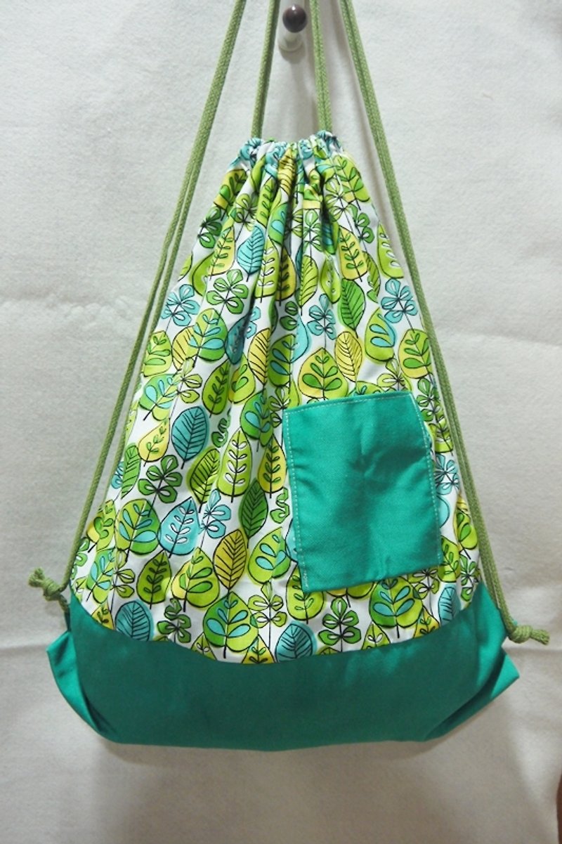 束口袋後背包+盛夏的綠葉-第二代+ - 水桶袋/索繩袋 - 其他材質 綠色