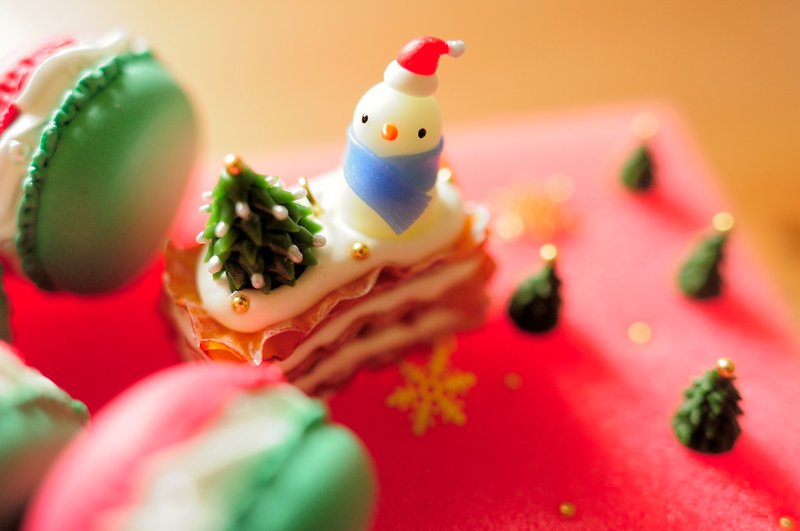 Sweet Dream☆Christmas☆Snowman Snowflake Christmas Melaleuca Pie/Dust Plug/Bag Ornaments - ที่ตั้งมือถือ - วัสดุอื่นๆ สีแดง