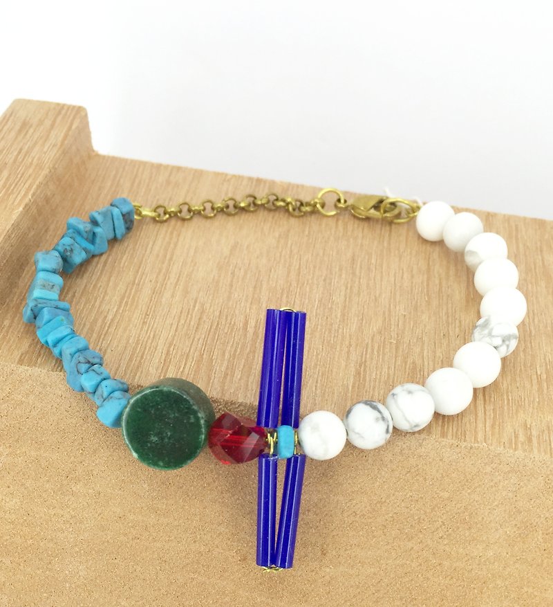 Integrated ice (bracelet) - Bracelets - Gemstone Blue
