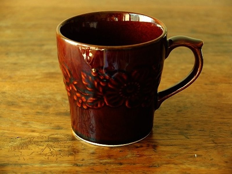 日本IZAWA  Flora古典花園 立體花樣馬克杯 咖啡 - 茶壺/茶杯/茶具 - 瓷 咖啡色