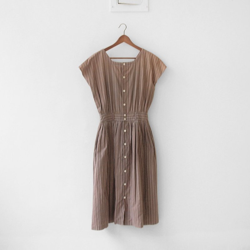 │moderato│ Nightingale stripes vintage dress │ │ Slightly retro girl young artists. Japanese fresh - One Piece Dresses - Other Materials Brown