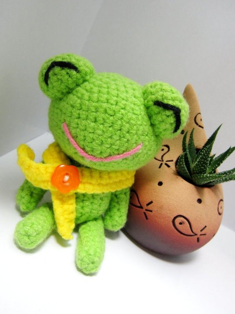 Scarf smile frog frog - พวงกุญแจ - วัสดุอื่นๆ สีเขียว