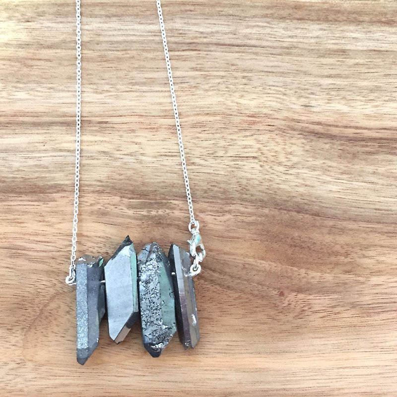 Wood Tansy - Metal wind ore white crystal silver quartz stone long chain - Necklaces - Other Metals Gray