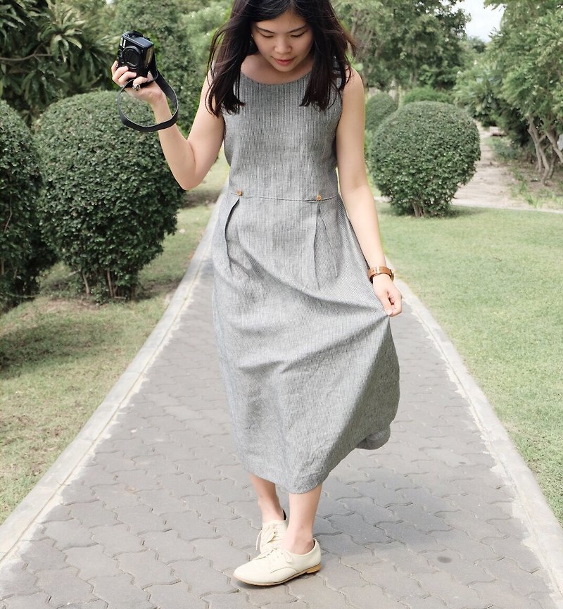 When the wind blows :: :: Wendy dress (light gray) - One Piece Dresses - Plants & Flowers Gray