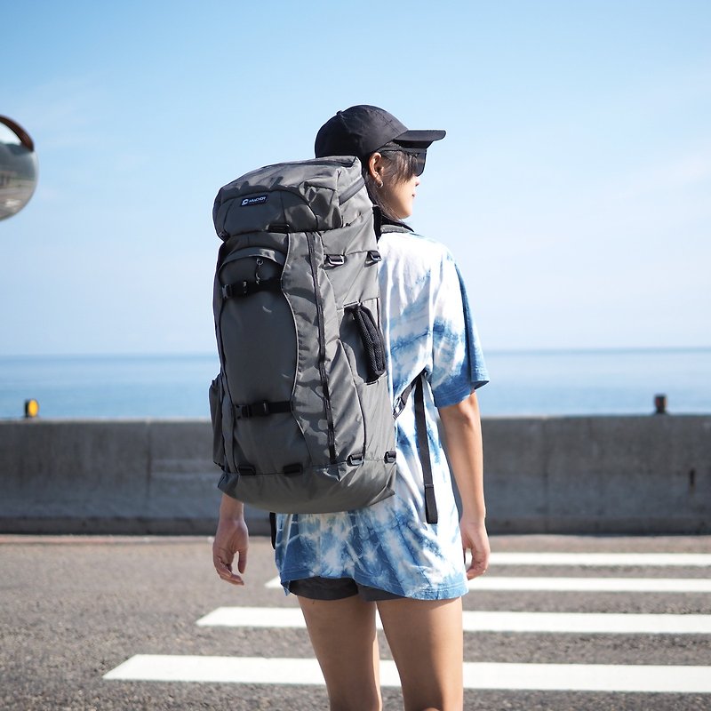 Breccia 旅行背包 - 後背包/書包 - 防水材質 灰色