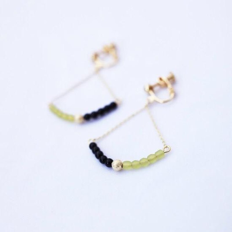 Earrings leo 'color' [Light Green] - ต่างหู - โลหะ 