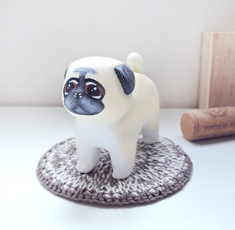 Pleasant little buddy ornaments handmade wooden healing small wood carving pug - Items for Display - Wood Brown