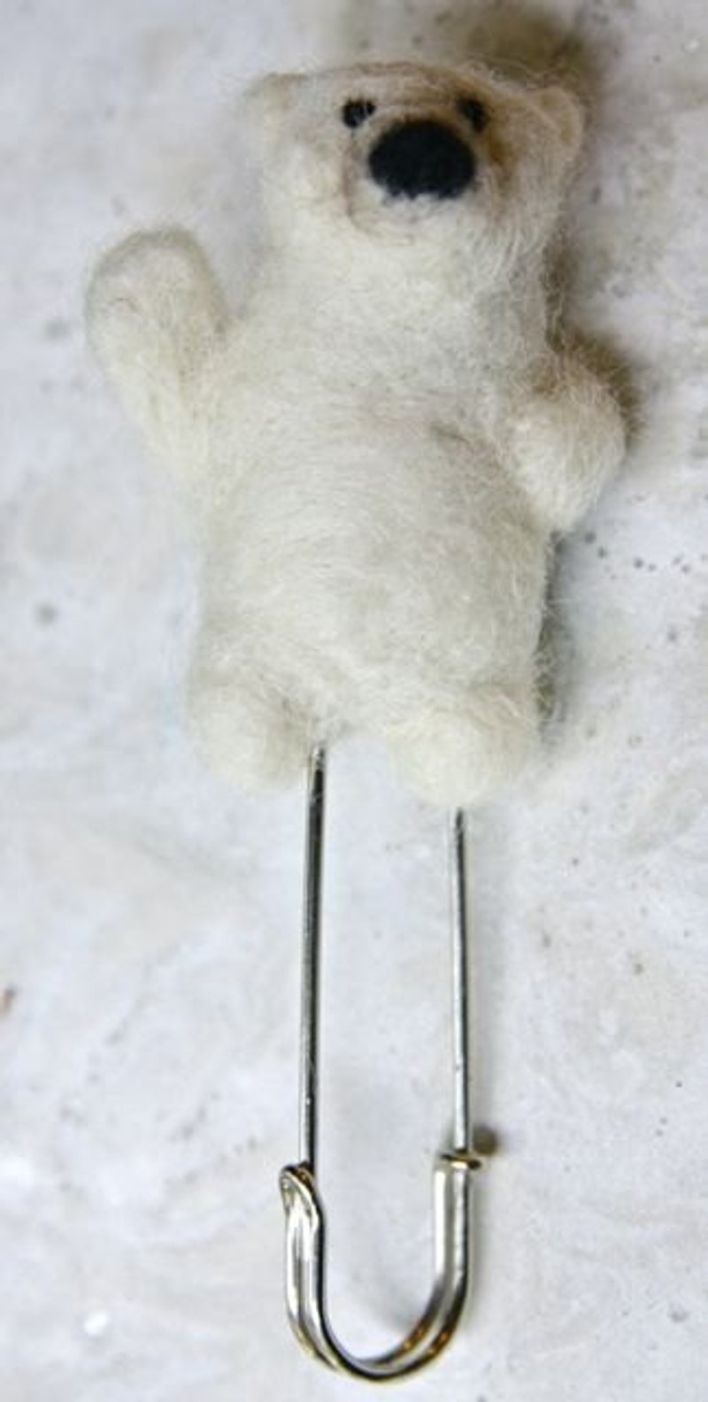 Felt polar bear pin - Brooches - Wool 