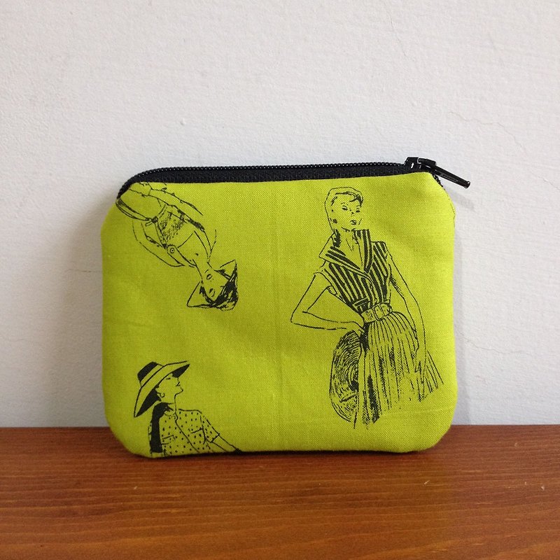 French fashion girl purse - กระเป๋าใส่เหรียญ - วัสดุอื่นๆ สีเขียว