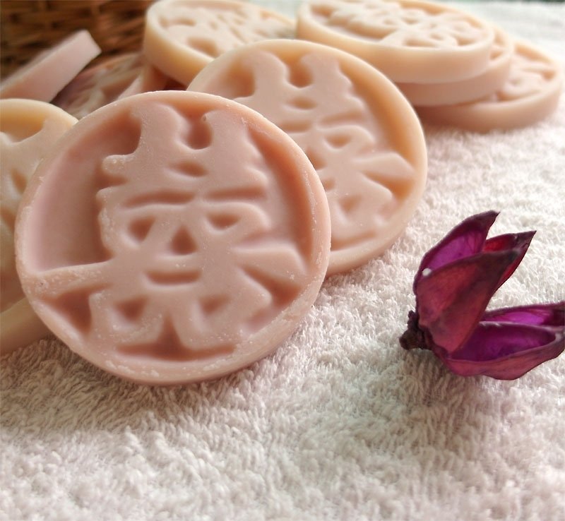 Great Happiness. Handmade Soap Gifts ~ Small Wedding Gifts for Guest Gifts - Soap - Plants & Flowers Pink