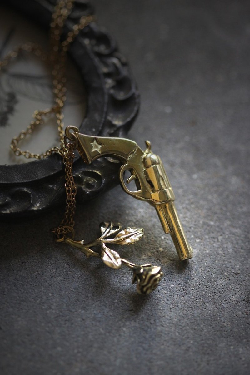 Gun and Rose Charm Necklace by Defy. - 項鍊 - 其他金屬 