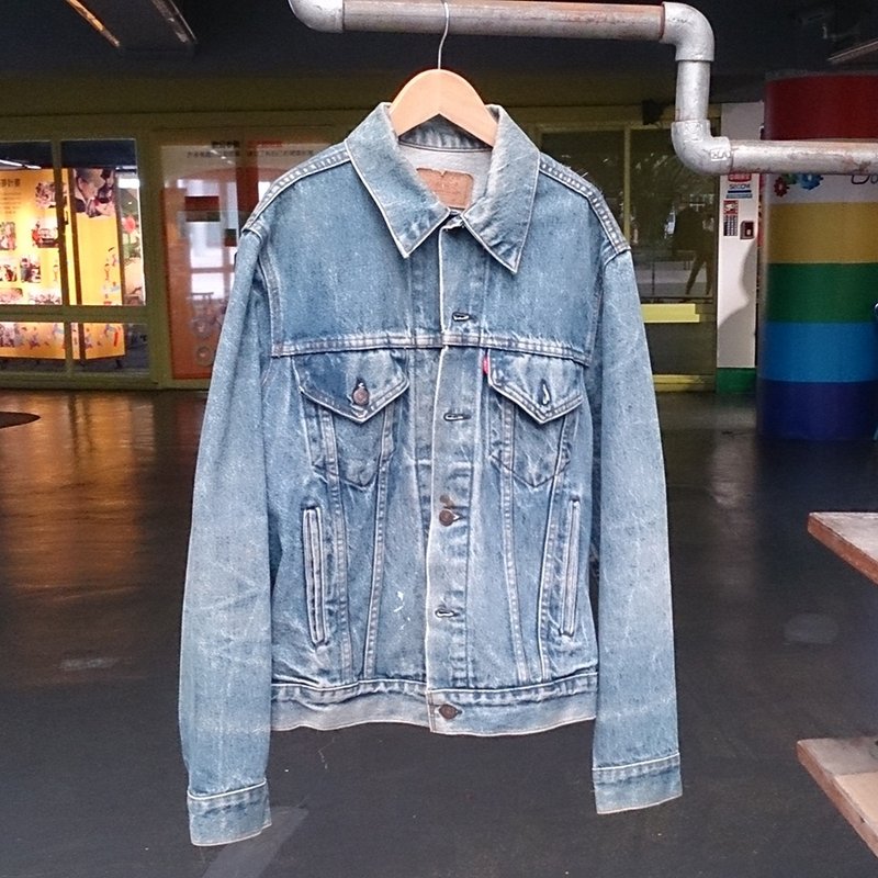 ShiKa // vintage Levi's denim jacket old American tannins coat A9-125 - Men's Pants - Other Materials Blue