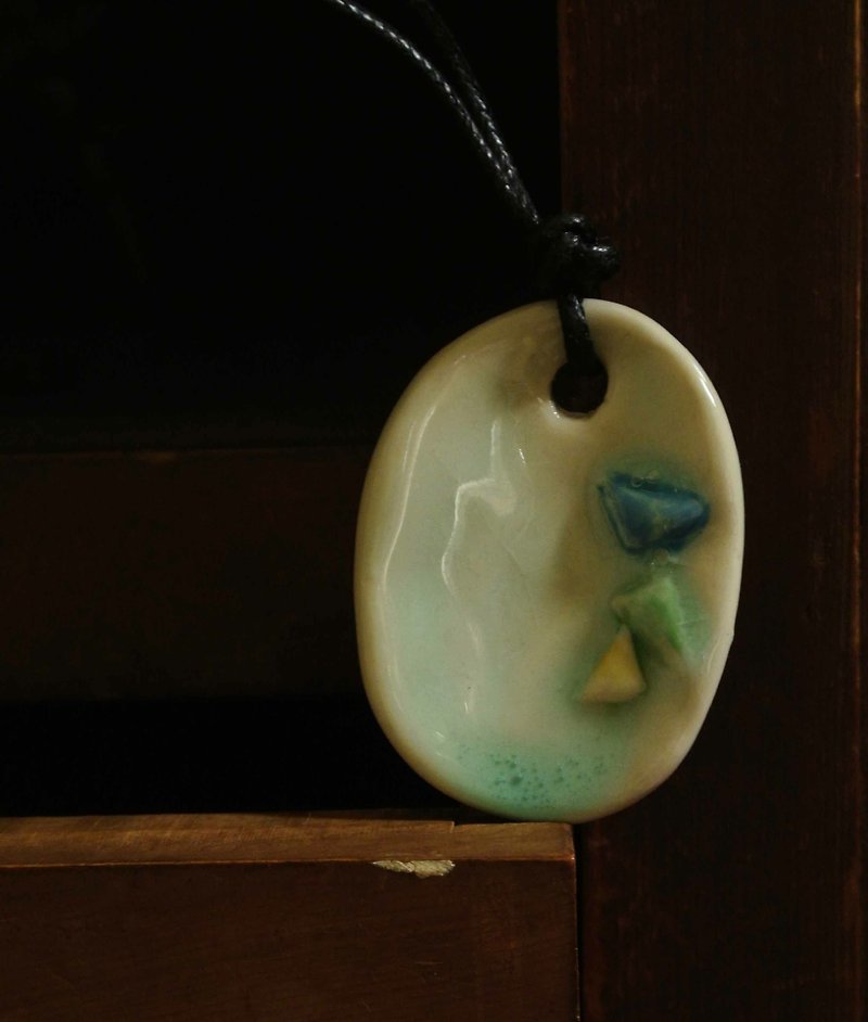 [T-C] Necklace Japanese white porcelain porcelain limited edition natural glaze color infinitely not greasy, high temperature firing at 1350 Celsius - สร้อยคอ - เครื่องลายคราม 
