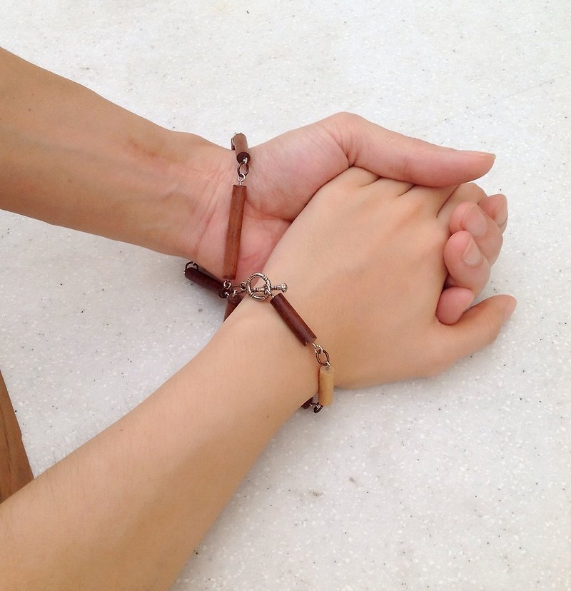 Multi-section stick valentine love bracelet ∞ - สร้อยข้อมือ - ไม้ สีนำ้ตาล
