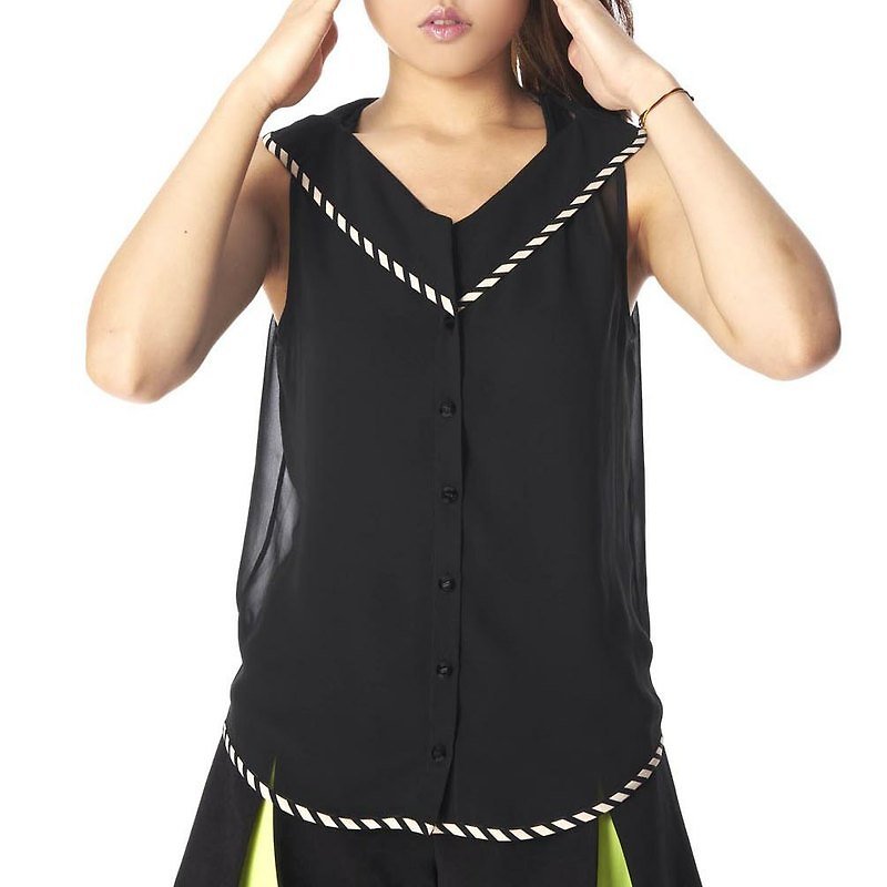【Top】Triangle collar shirt - เสื้อเชิ้ตผู้หญิง - วัสดุอื่นๆ สีดำ