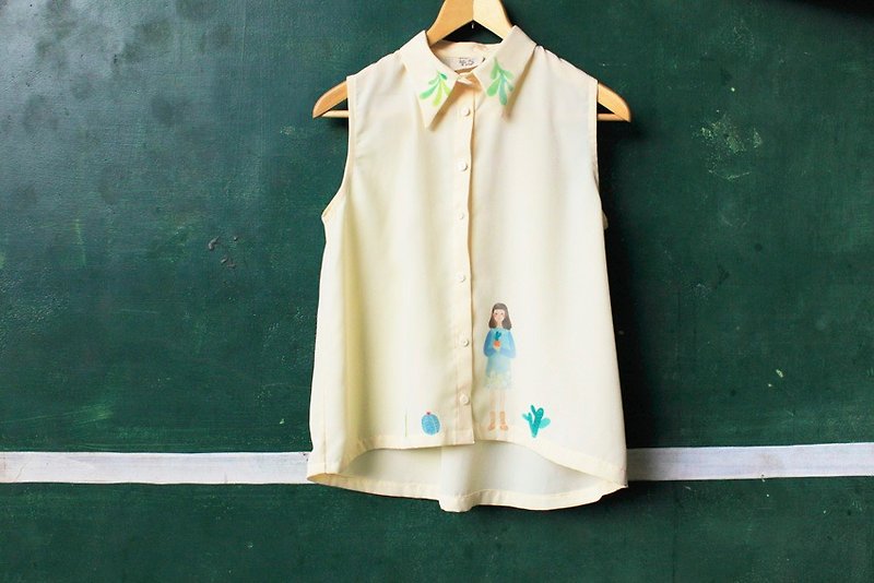 Hand made illustration picture book beige white sleeveless shirt - do not eat meat big bear and blue planet girl - page3 - Women's Shirts - Other Materials Yellow