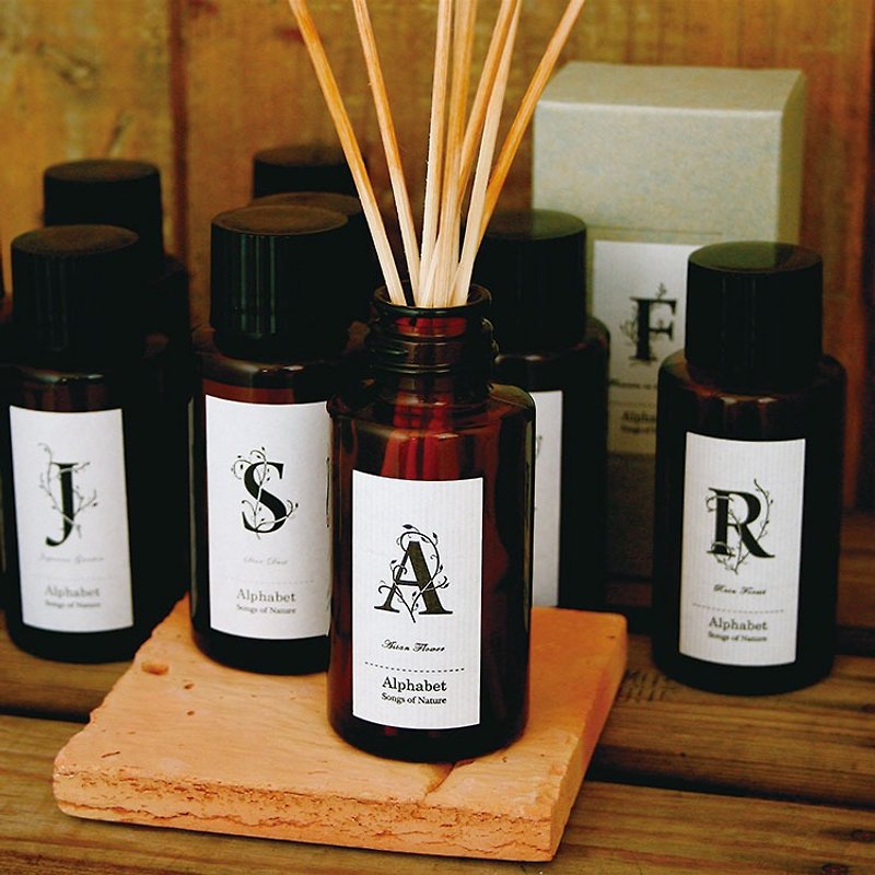 Art Lab - Alphabet Reed Diffuser - M - Fragrances - Other Materials Brown