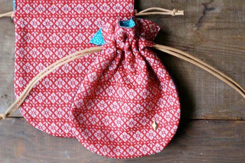 Flower in red ◘ drawstring - Toiletry Bags & Pouches - Other Materials Red