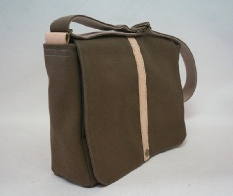 Canvas compact oblique side backpack A - กระเป๋าแมสเซนเจอร์ - ผ้าฝ้าย/ผ้าลินิน 