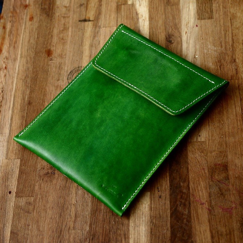 手作りポット手作りのiPadミニハンドメイドイタリアンレザー植物なめしの革手染めグリーン - PCバッグ - 革 グリーン