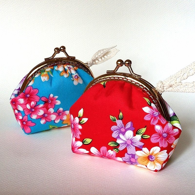 Hm2. Taiwanese red. Gold bag - Coin Purses - Cotton & Hemp Red